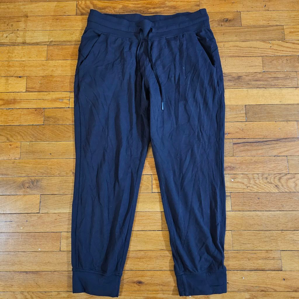 Women's Lululemon Black Track Pants & Joggers Size 12